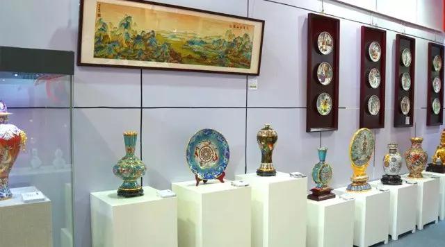 The 10th anniversary celebration series of the Rong Hui Culture and 2018 new products shining Beijing Fair